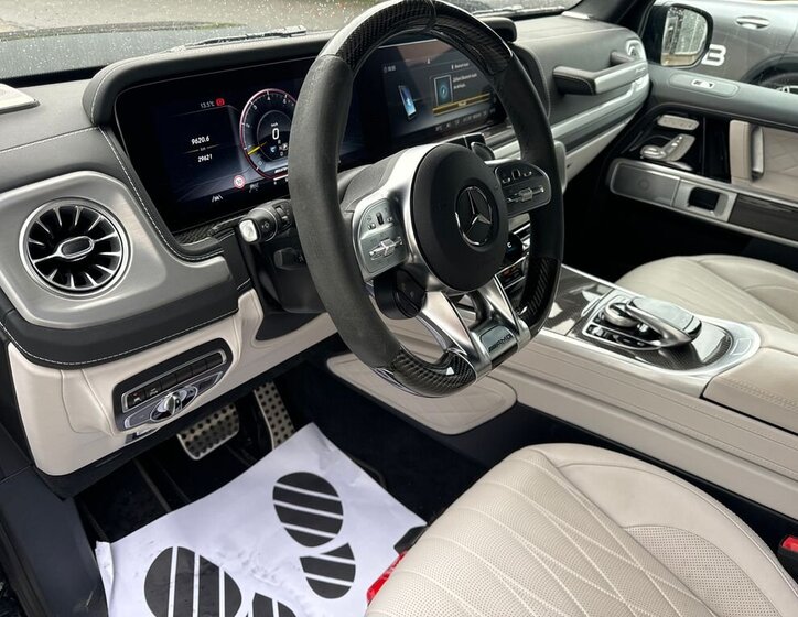 Mercedes-Benz Třídy G SUV / Terénní 4,0 l 430 kw