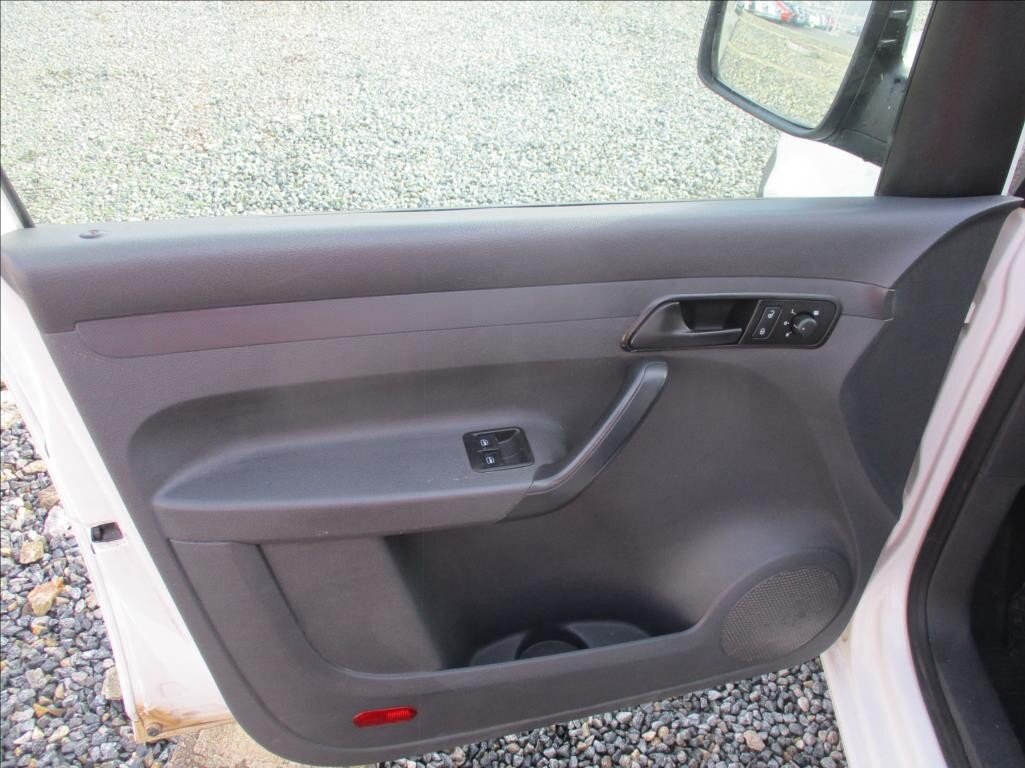 Volkswagen Caddy Skříň 1,2 l 63 kw