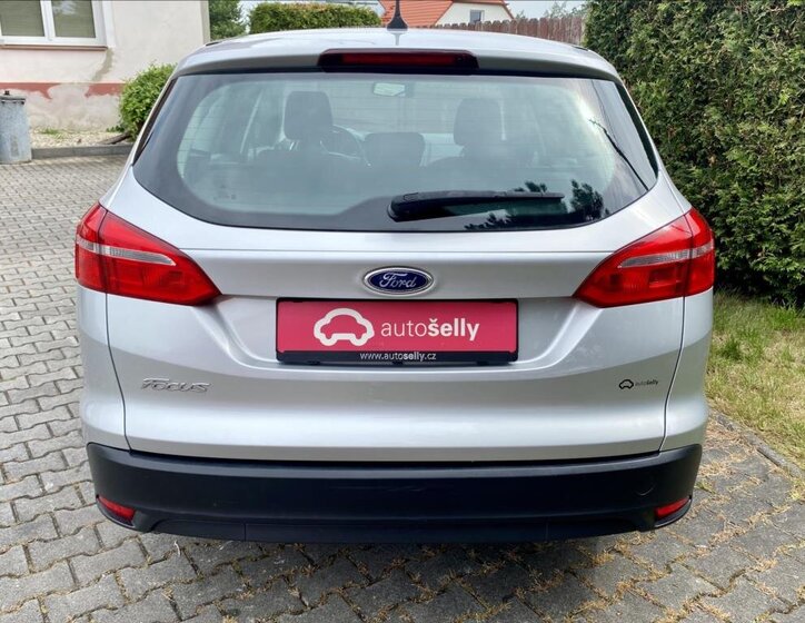 Ford Focus Kombi 1,5 l 88 kw