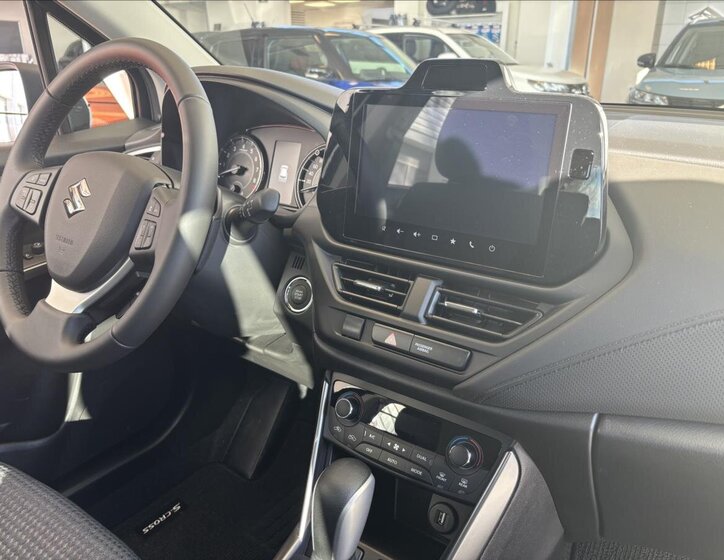 Suzuki S-Cross SUV / Terénní 1,4 l 81 kw