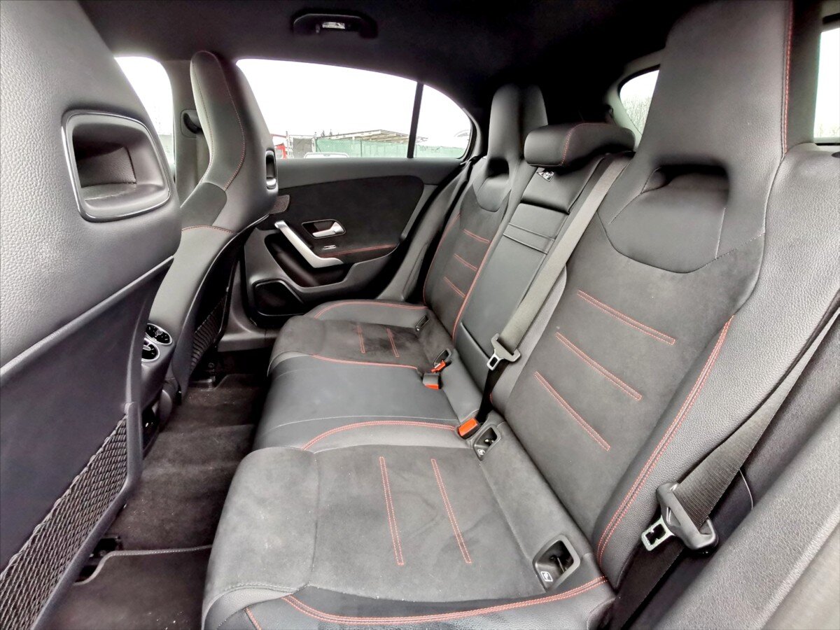 Mercedes-Benz Třídy A Hatchback 2,0 l 110 kw