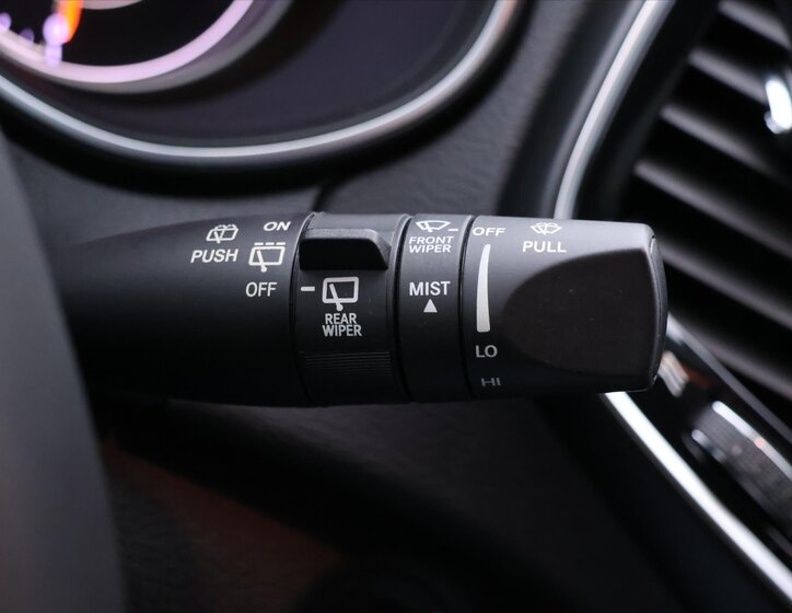 Jeep Cherokee SUV 3,2 l 200 kw