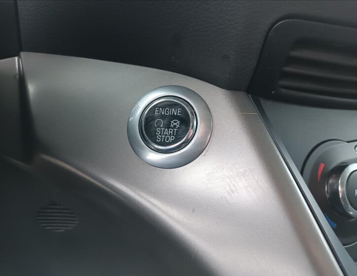 Ford Kuga SUV 1,6 l 110 kw