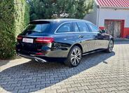 Mercedes-Benz Třídy E 6