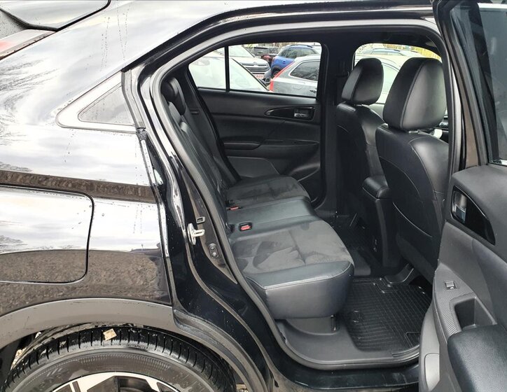 Mitsubishi Eclipse Cross SUV 2,4 l 133 kw