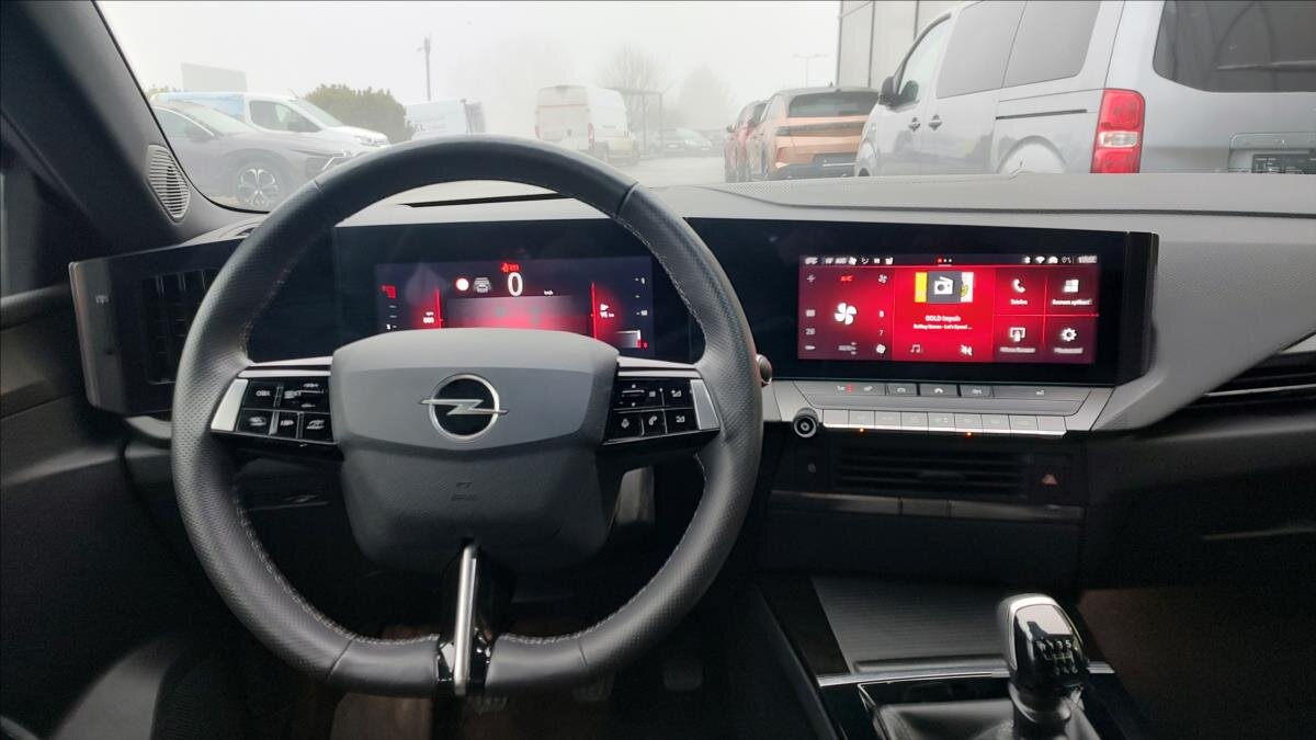 Opel Astra Kombi 1,2 l 96 kw