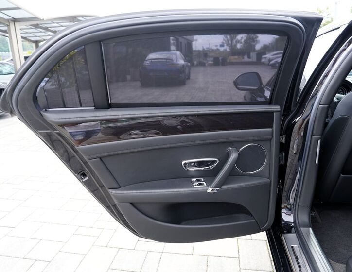 Bentley Flying Spur 18