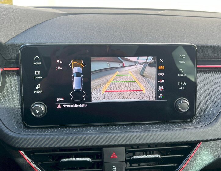 Škoda Scala Hatchback 1,0 l 85 kw