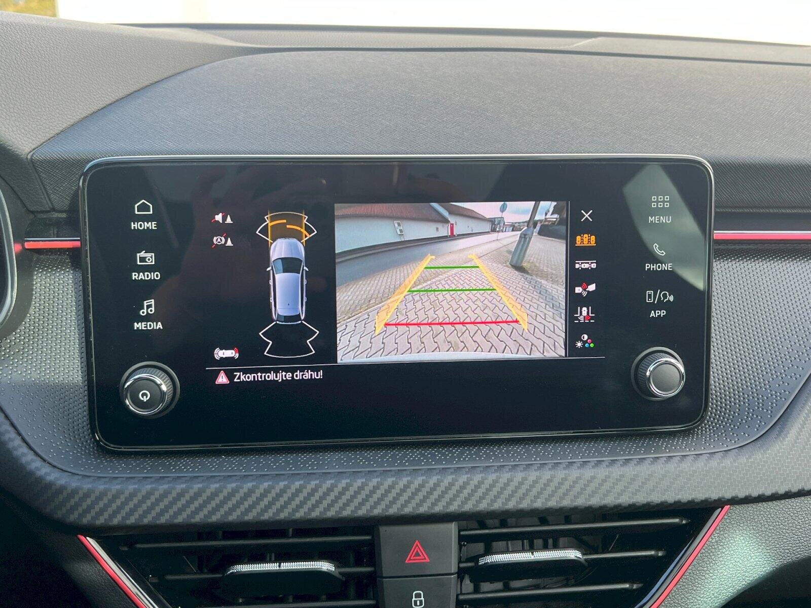 Škoda Scala Hatchback 1,0 l 85 kw