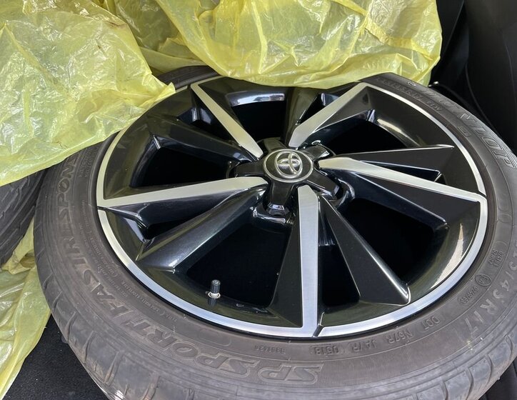 Toyota Auris Hatchback 1,8 l 73 kw