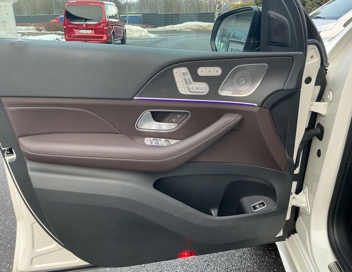 Mercedes-Benz GLS SUV 2,9 l 243 kw