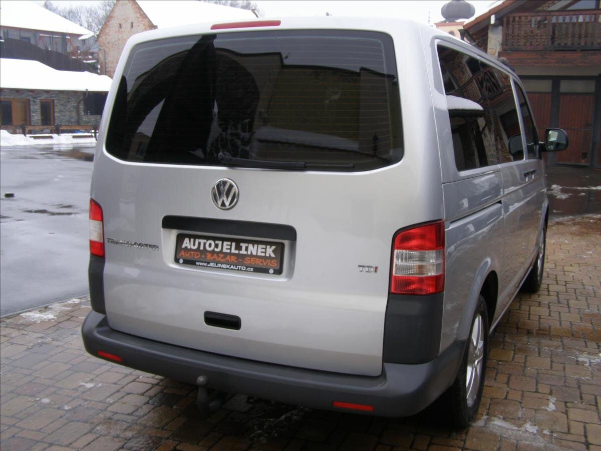 Volkswagen Caravelle