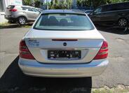 Mercedes-Benz Třídy E 5