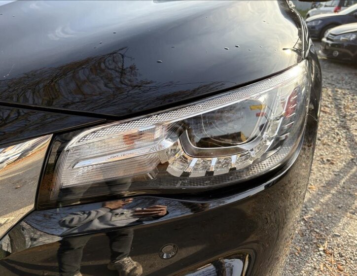 MG EHS SUV 1,5 l 119 kw