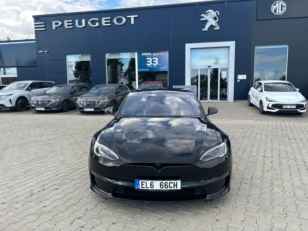 Tesla Model S Sedan / Limuzína 0,0 760 kw