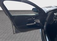 Mercedes-Benz Třídy C Sedan / Limuzína 2,0 l 145 kw