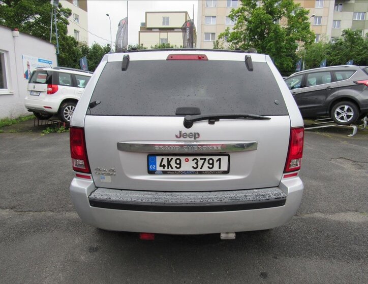 Jeep Grand Cherokee SUV 3,7 l 148 kw
