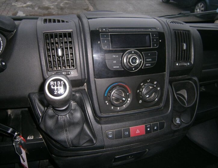 Peugeot Boxer Ostatní 2,2 l 96 kw