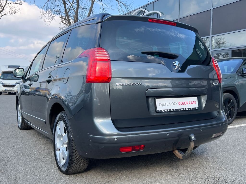 Peugeot 5008 MPV 2,0 l 120 kw