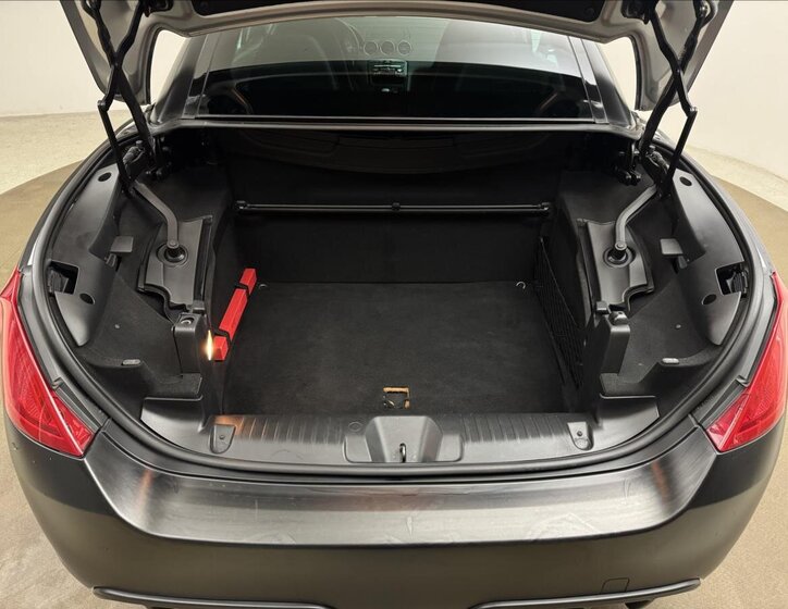 Peugeot 308 Kabriolet 1,6 l 82 kw