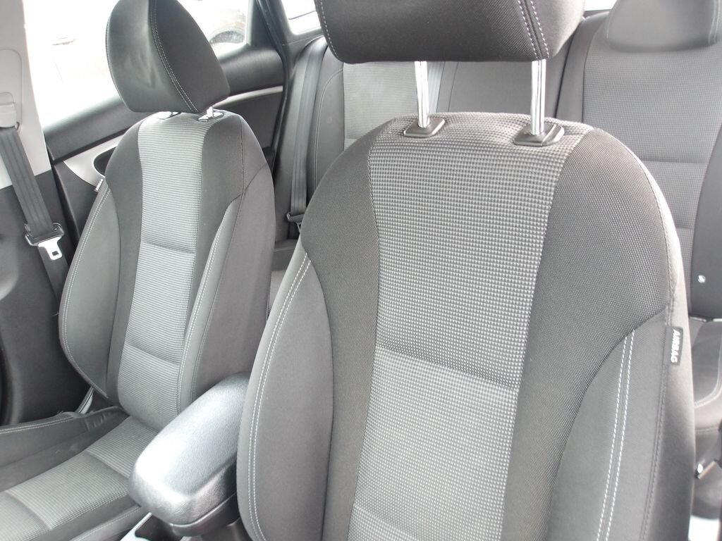 Hyundai i30 Kombi 1,6 l 88 kw