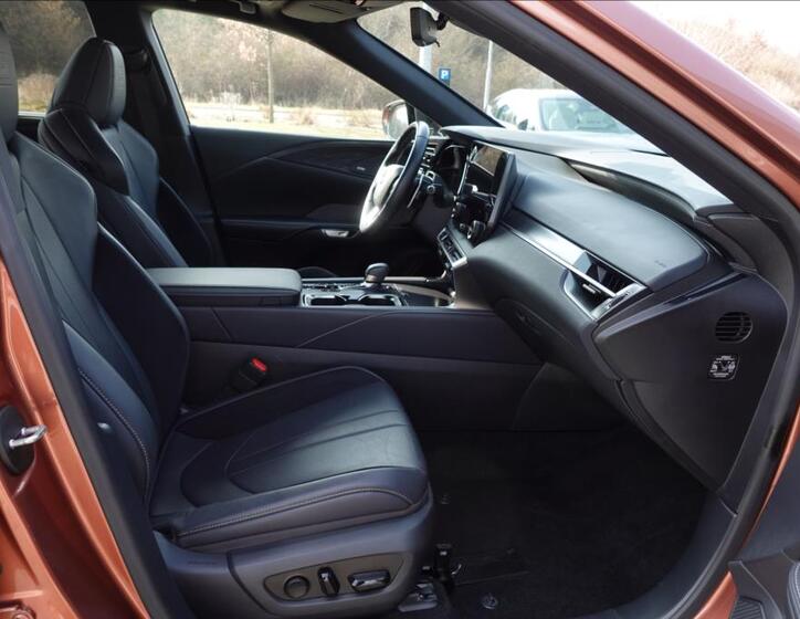 Lexus RX 500h 13