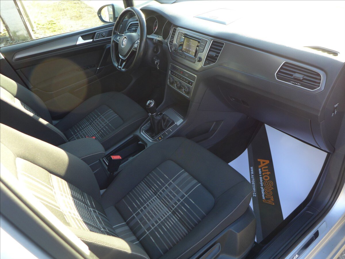 Volkswagen Golf Sportsvan Kombi 1,2 l 63 kw