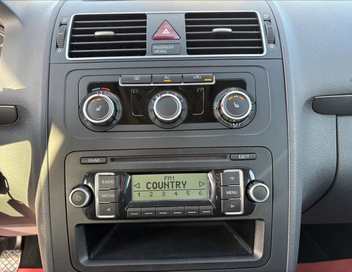 Volkswagen Touran MPV 1,2 l 77 kw