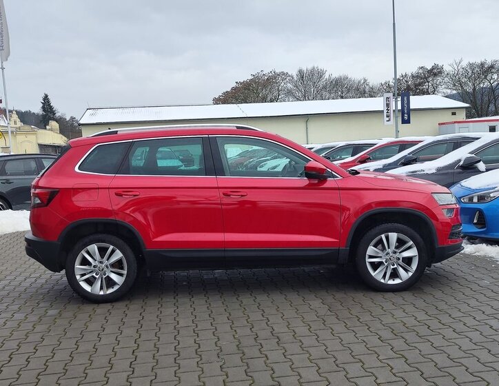 Škoda Karoq SUV 1,5 l 110 kw