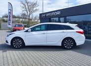 Hyundai i40 8