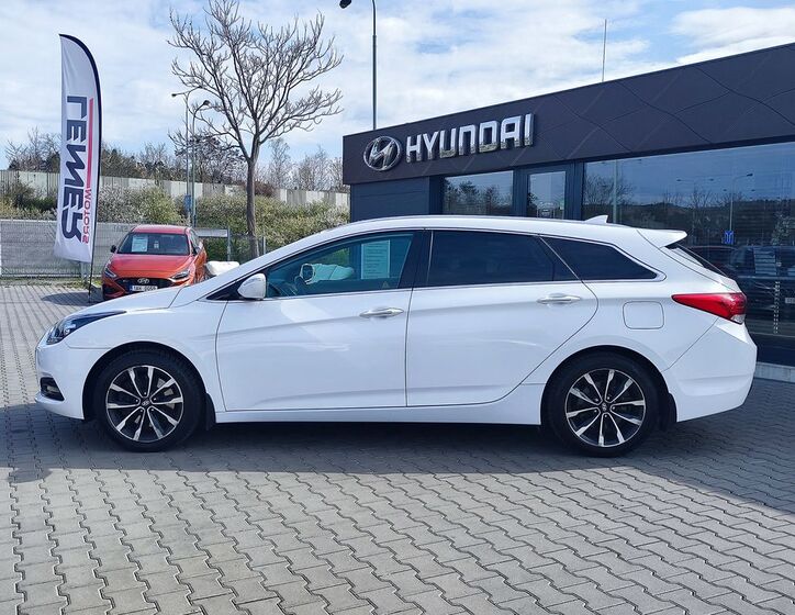 Hyundai i40 8