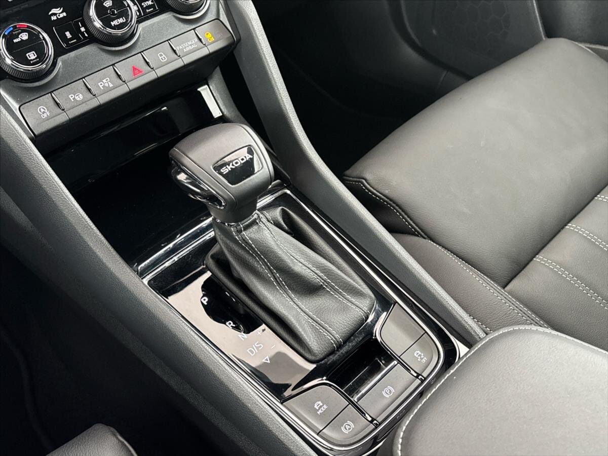 Škoda Karoq SUV / Terénní 1,5 l 110 kw