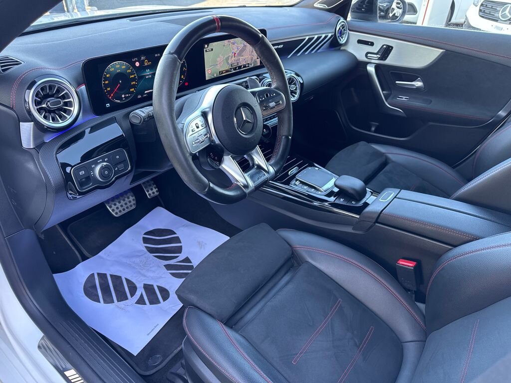 Mercedes-Benz CLA Kombi 2,0 l 310 kw