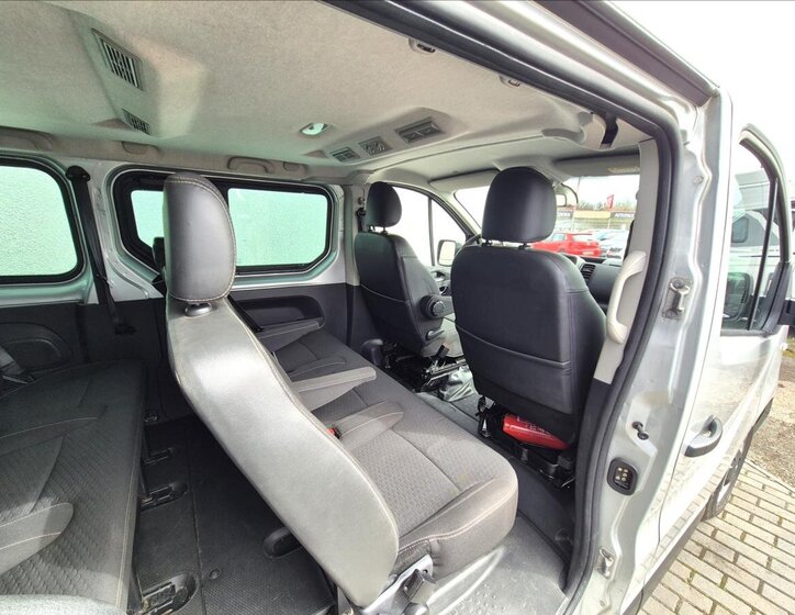 Opel Vivaro Kombi 1,6 l 92 kw