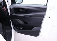 Mercedes-Benz Vito 14