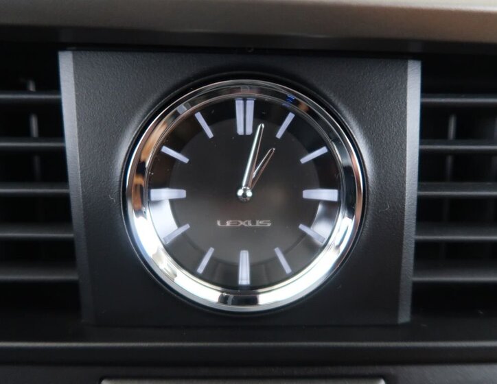 Lexus RX 300 SUV 2,0 l 175 kw