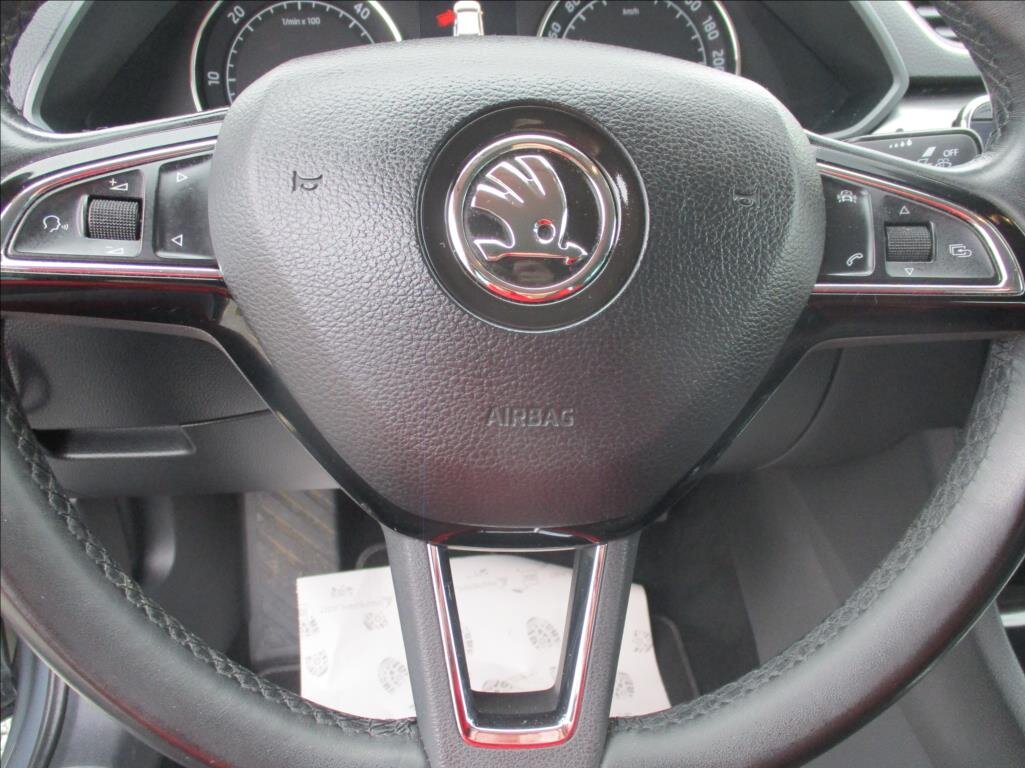 Škoda Superb Liftback 2,0 l 110 kw