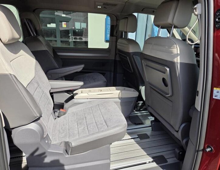 Volkswagen Multivan VAN-Minibus 2,0 l 110 kw