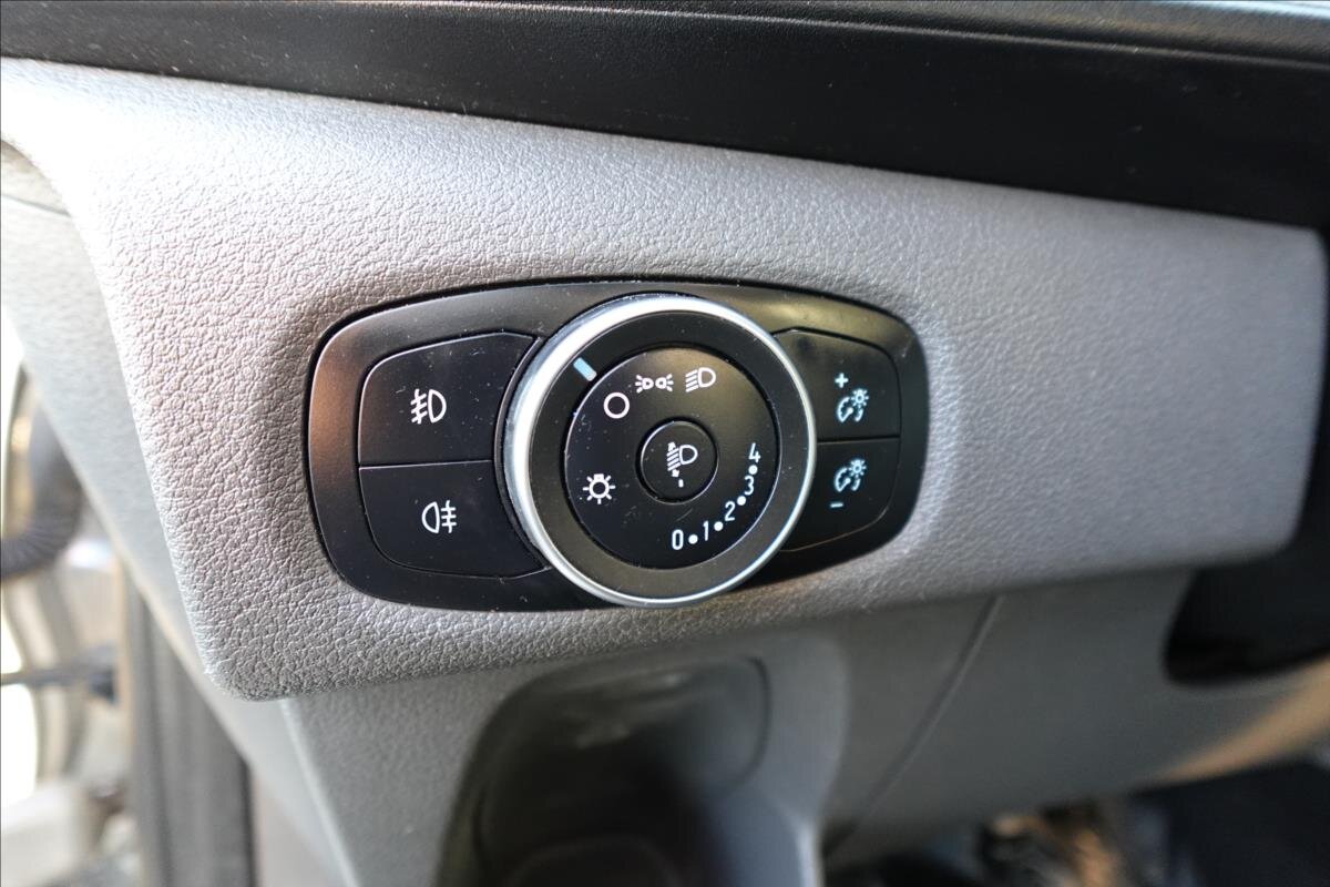 Ford Transit Custom Ostatní 2,0 l 77 kw