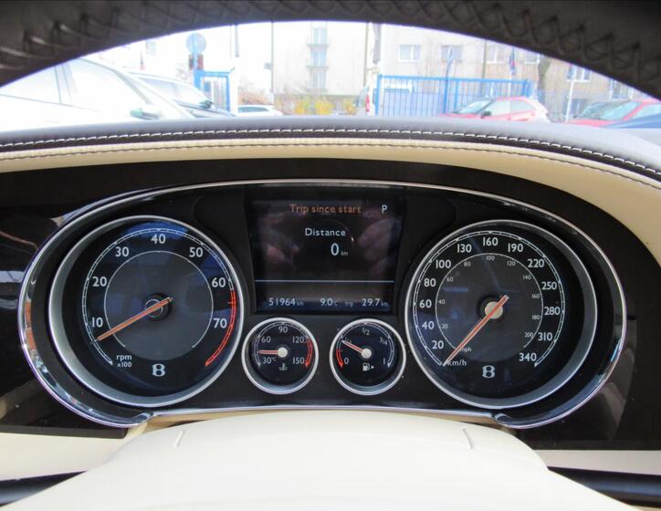 Bentley Continental GTC 17