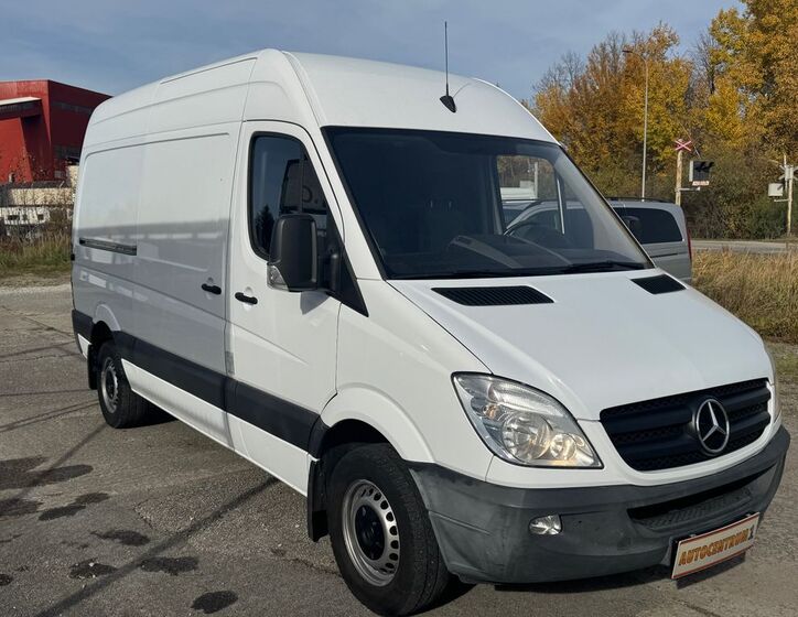 Mercedes-Benz Sprinter 3
