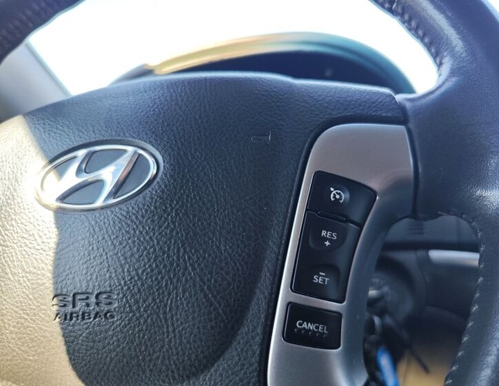 Hyundai Santa Fe SUV / Terénní 2,2 l 145 kw