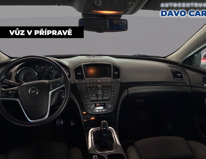 Opel Insignia Sedan / Limuzína 2,8 l 191 kw