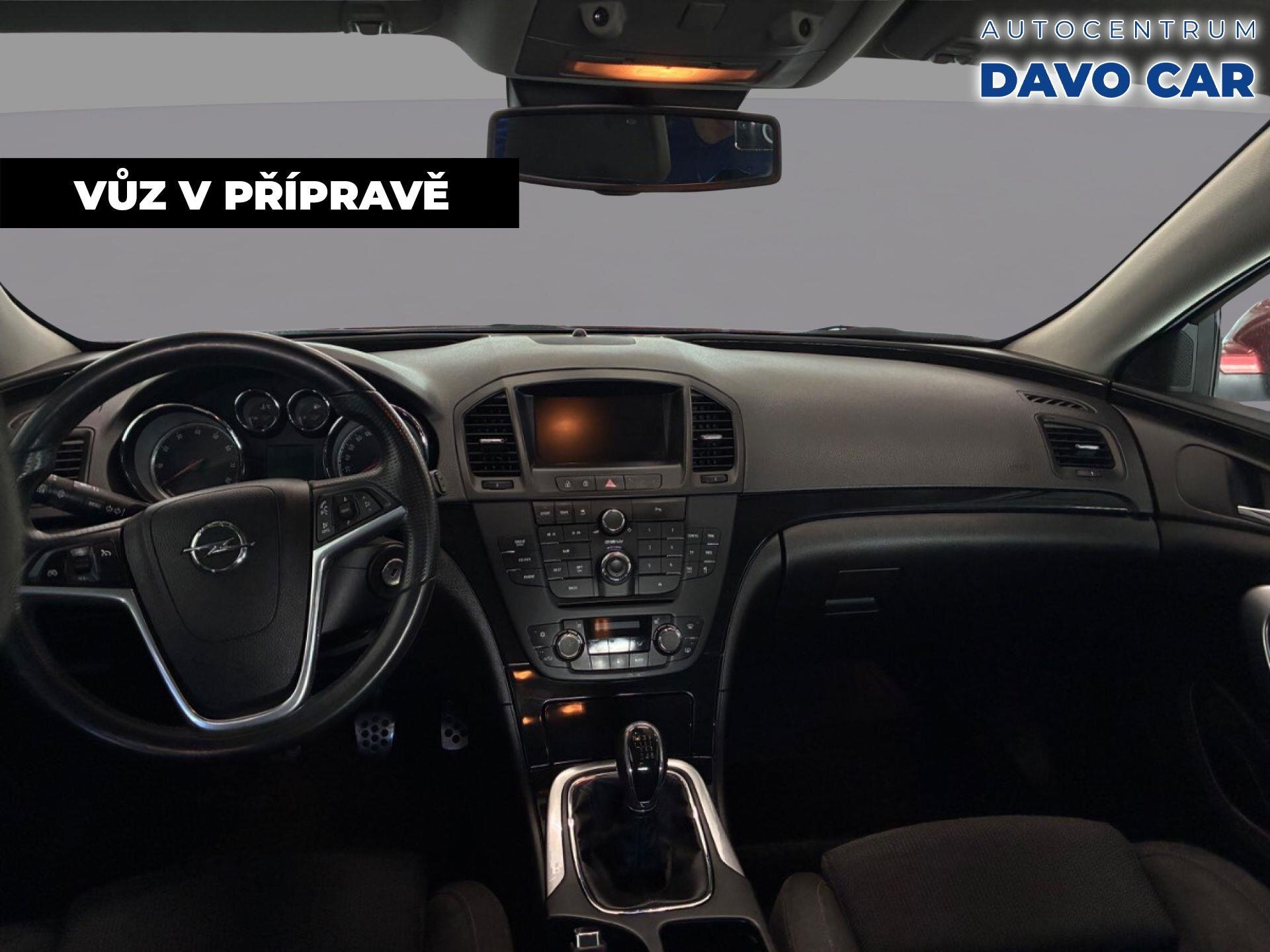 Opel Insignia Sedan / Limuzína 2,8 l 191 kw