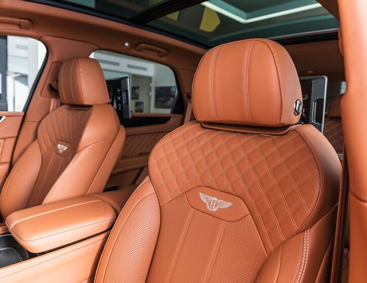 Bentley Bentayga SUV / Terénní 4,0 l 404 kw