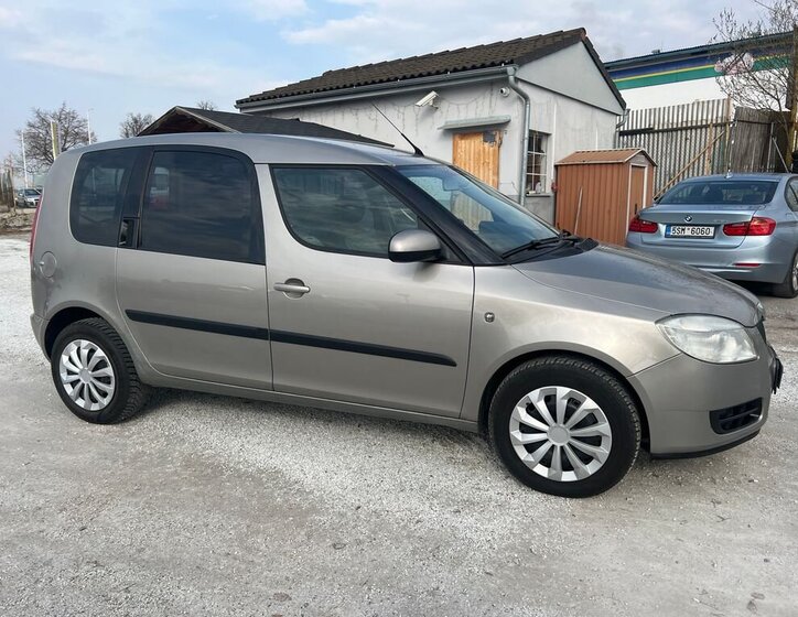 Škoda Roomster Kombi 1,4 l 51 kw