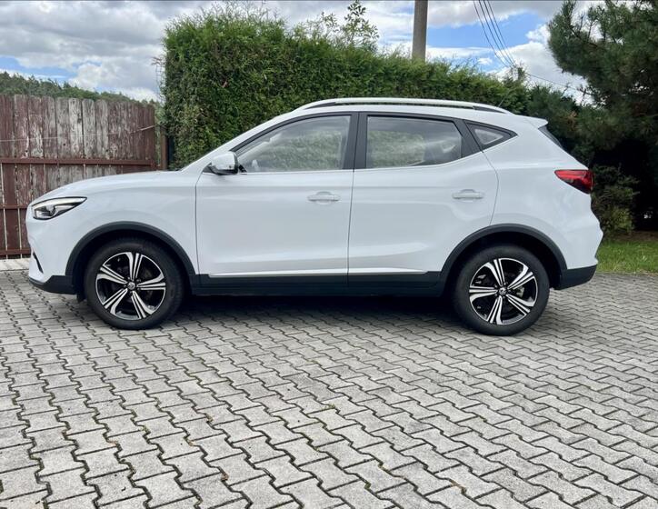 MG ZS 3
