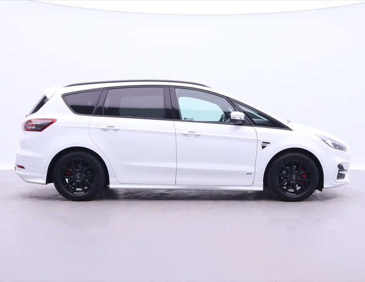 Ford S-MAX 8