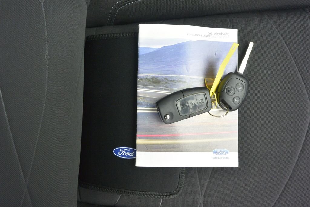 Ford Fiesta Hatchback 998,0 74 kw