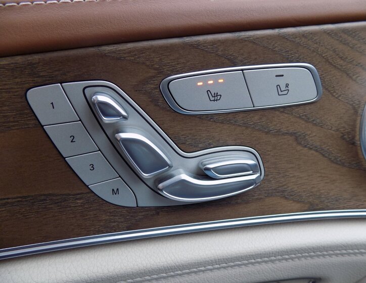 Mercedes-Benz Třídy E Sedan 2,0 l 143 kw